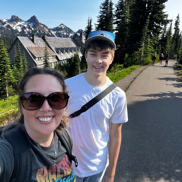 Meet your Posher, Jessie - Picture 5 of 9